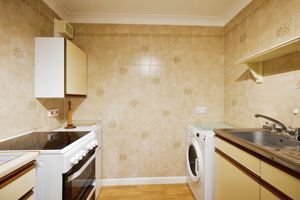 KITCHEN- click for photo gallery